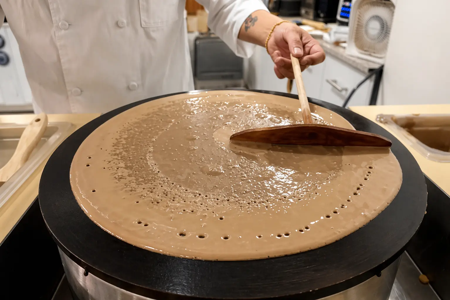 Preparación de crepas en crepera